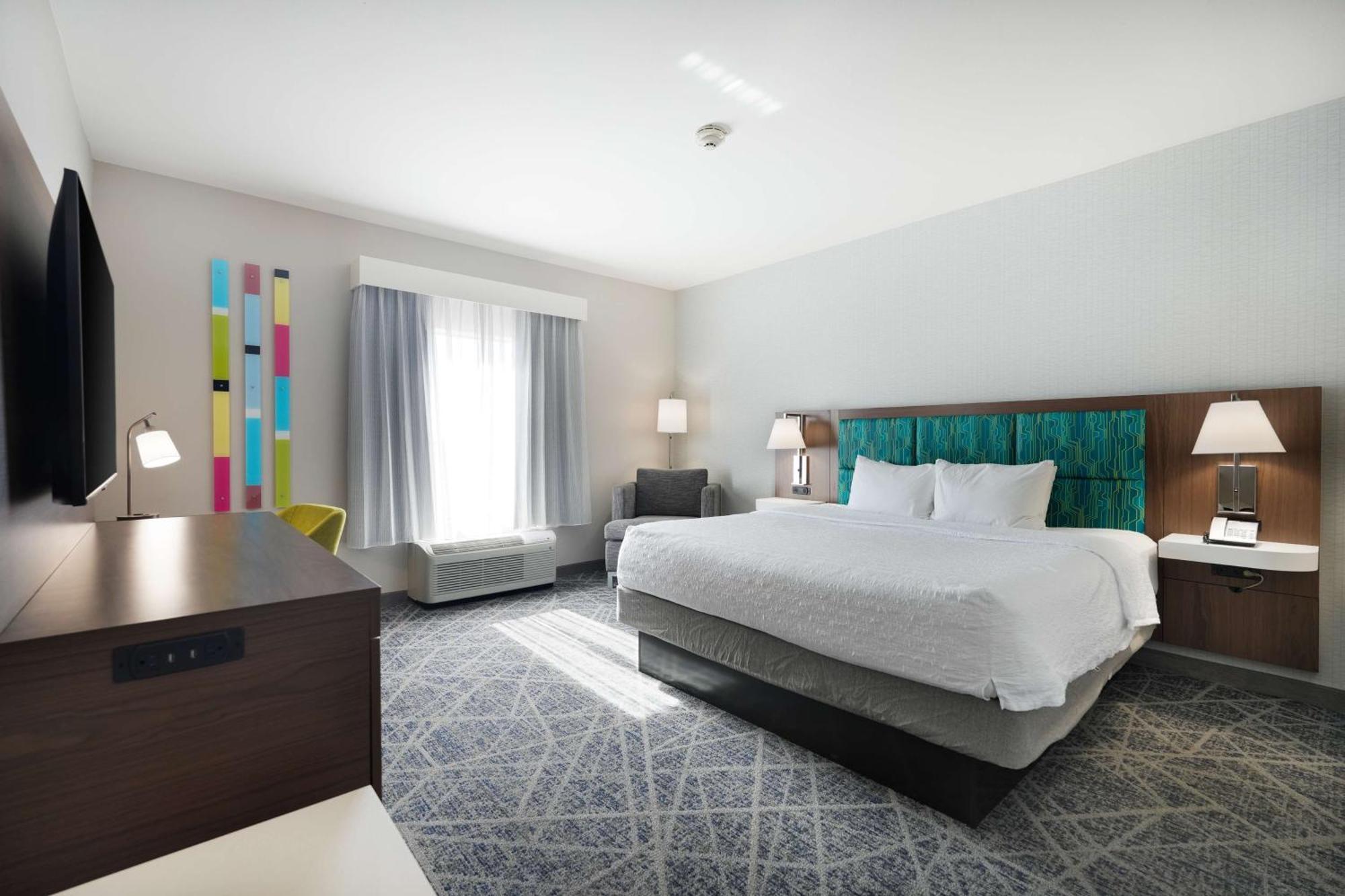 Hampton Inn And Suites Tulsa Central Экстерьер фото