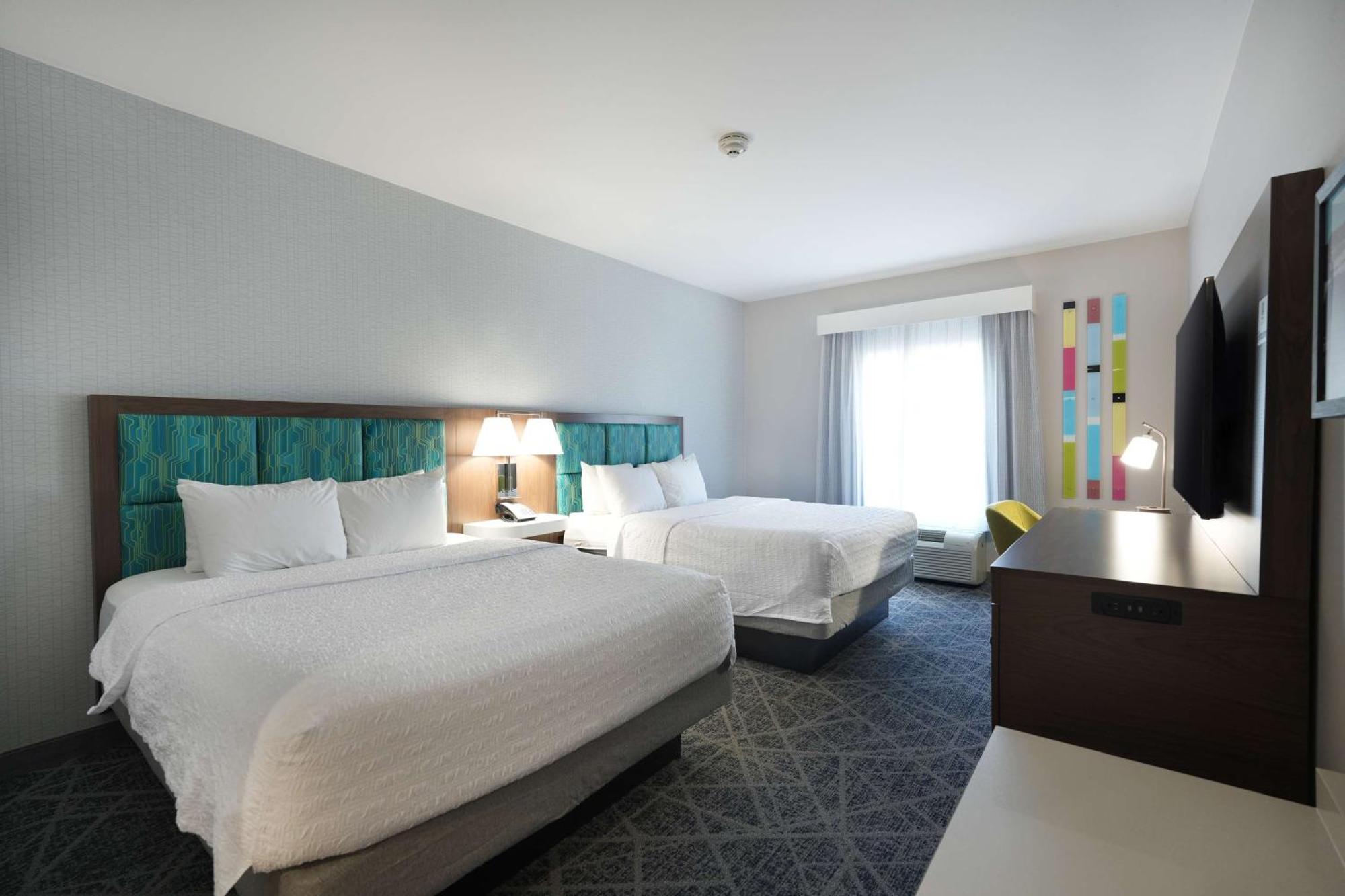 Hampton Inn And Suites Tulsa Central Экстерьер фото